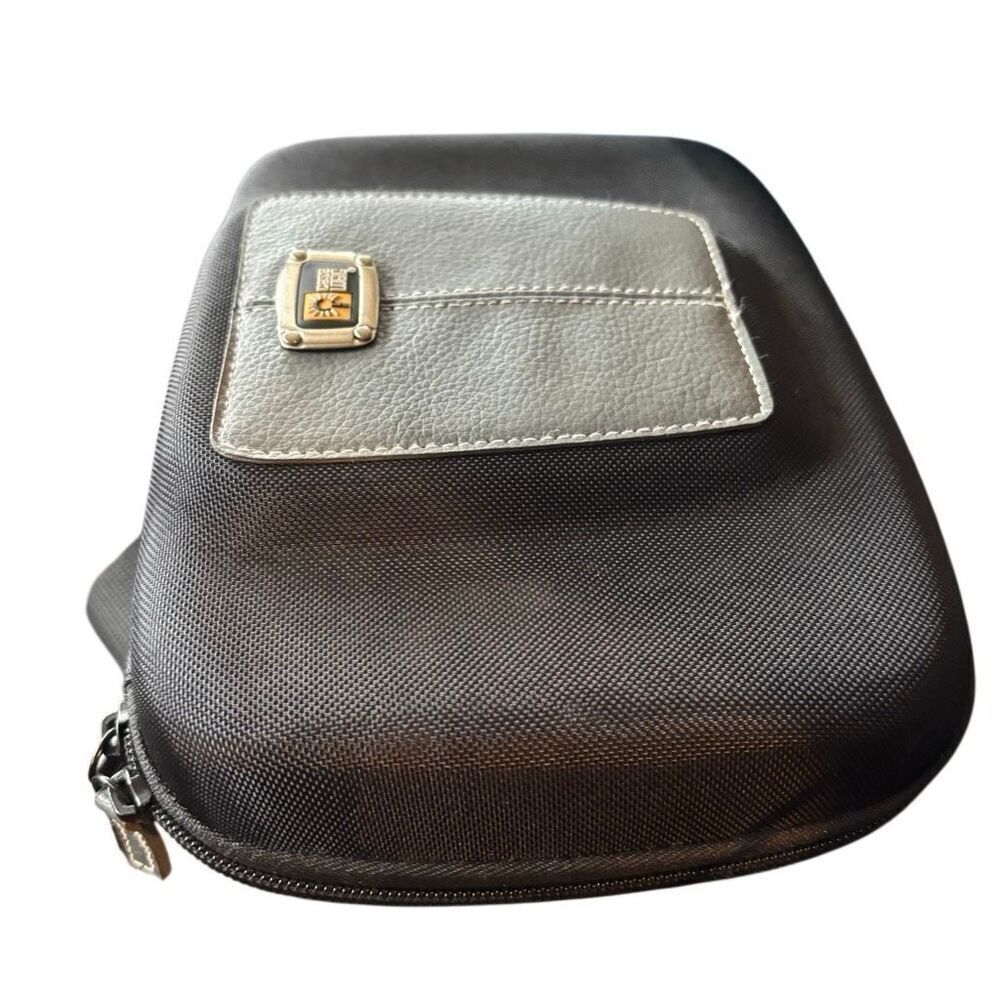 Case Logic Hard Shell Digital Camera Case - Picture 4 of 8